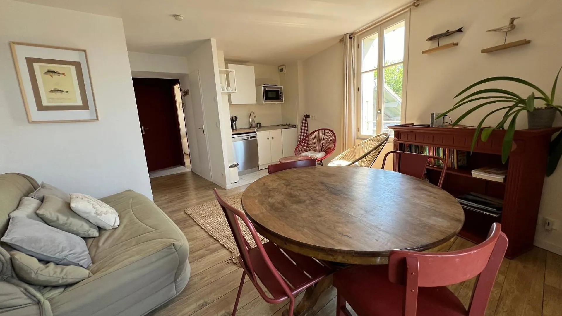 Appartement A 10 Metres De La Plage ! Nernier Frankrig