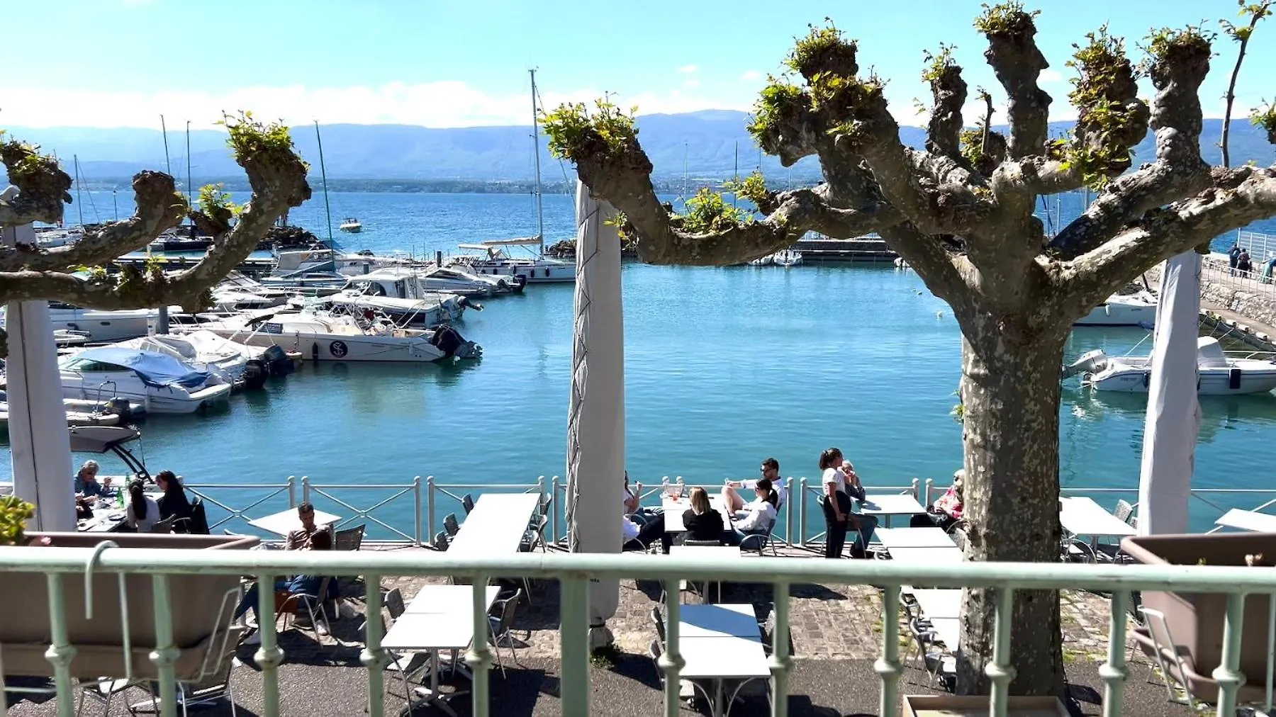 Appartement A 10 Metres De La Plage ! Nernier